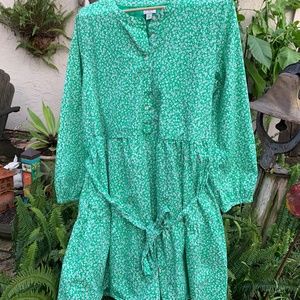 J Crew green small floral dress with tie. Long sleeve